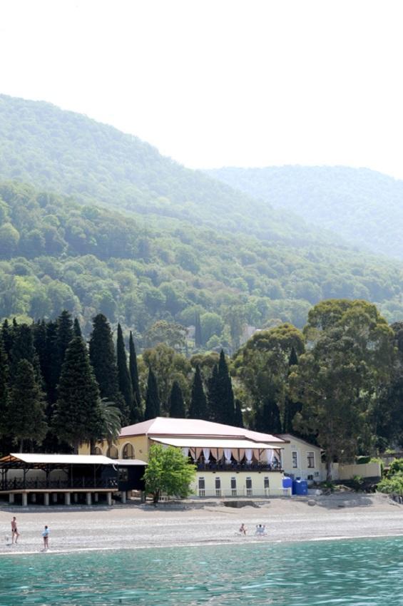 Lazurniy Bereg Hotel กากรา ภายนอก รูปภาพ