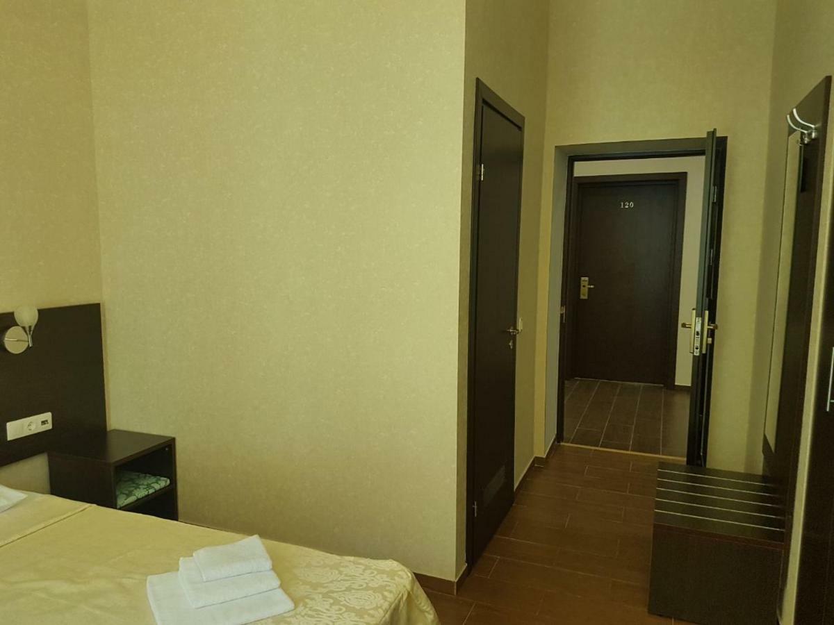 Lazurniy Bereg Hotel กากรา ภายนอก รูปภาพ