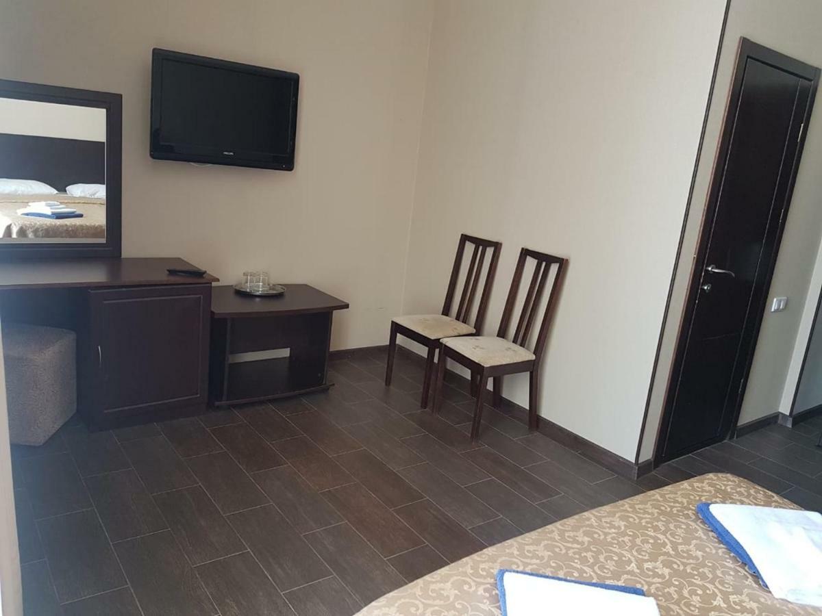 Lazurniy Bereg Hotel กากรา ภายนอก รูปภาพ