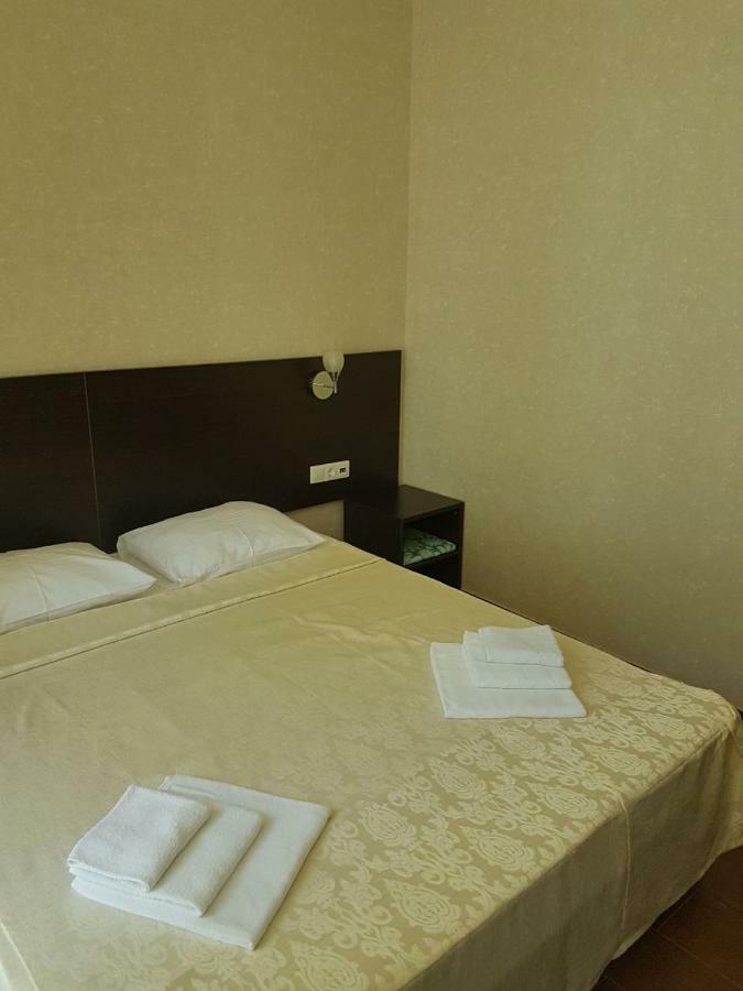 Lazurniy Bereg Hotel กากรา ภายนอก รูปภาพ