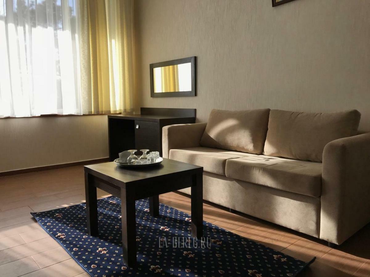 Lazurniy Bereg Hotel กากรา ภายนอก รูปภาพ